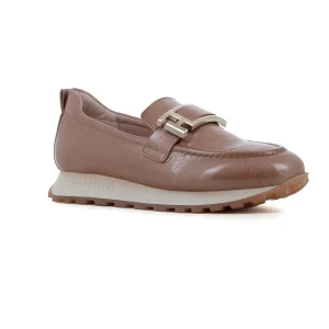 Mocasin Almond